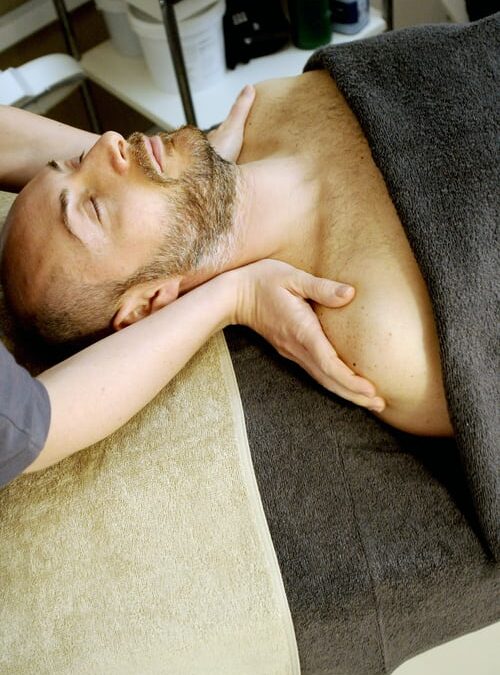 What You Need to Know When Buying a Massage Table