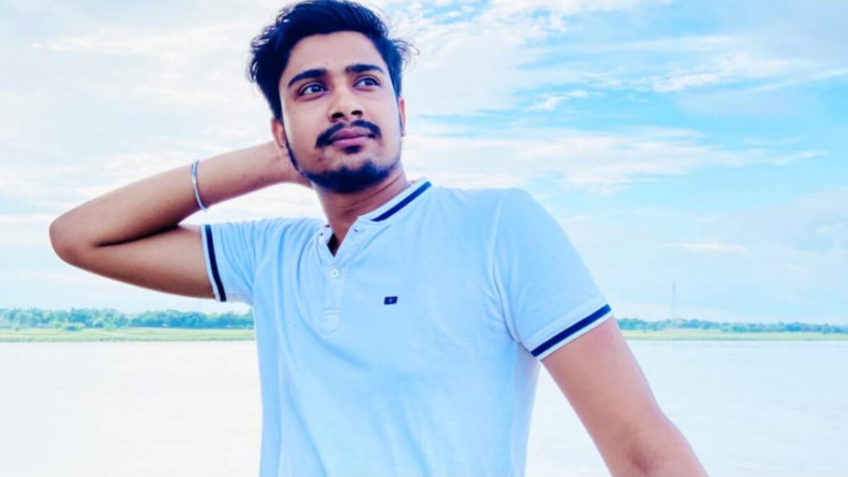Ayush Mauryavanshi: A teen who built a career for himself as a young Entrepreneur