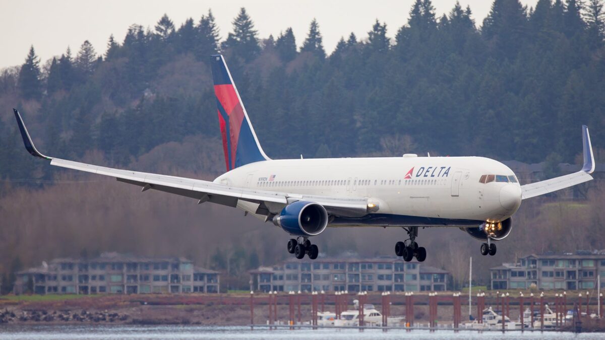 How Can Travelers Get A Refund From Delta Airlines In Place Of e-Credit