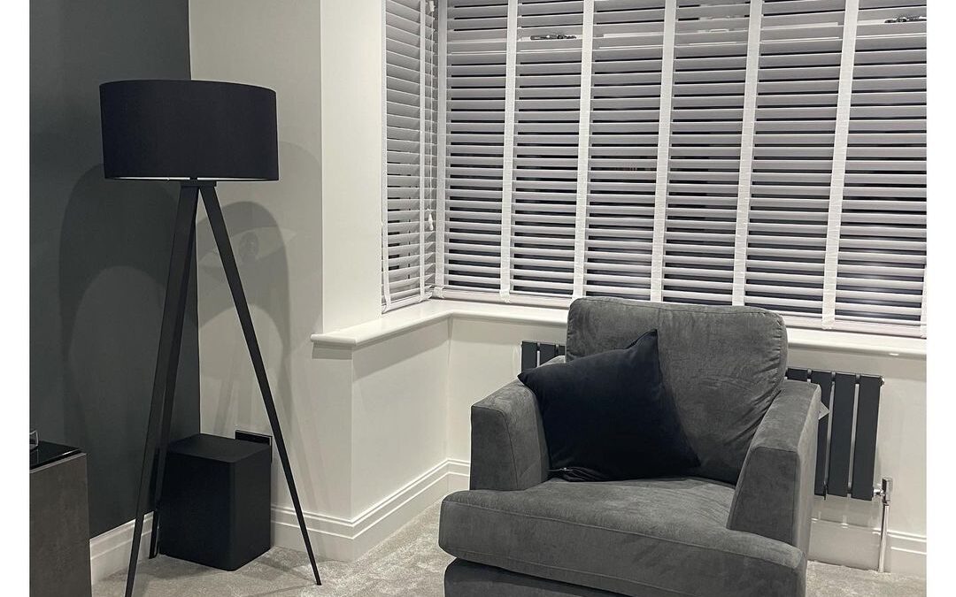 Why Choose Venetian Blinds For Your Home & Offices 5 Benefits?