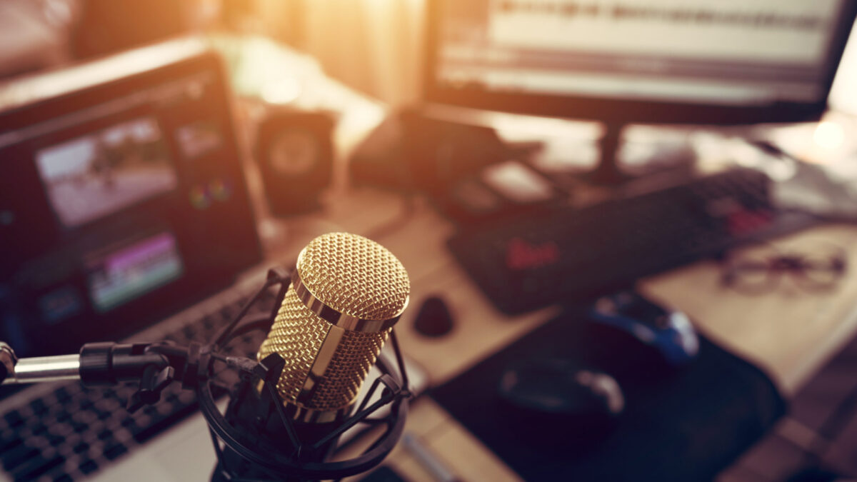 What Is A Condenser Microphone? 7 Common Questions Answered