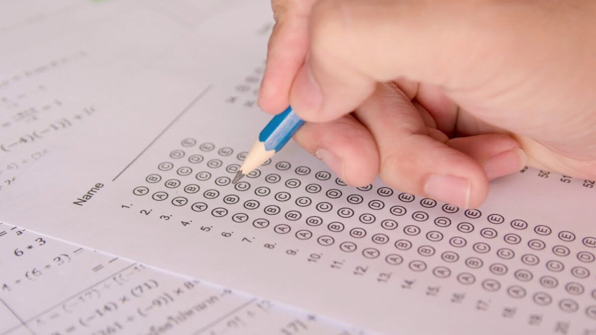 How To Crack Any General Competitive Exam In First Attempt