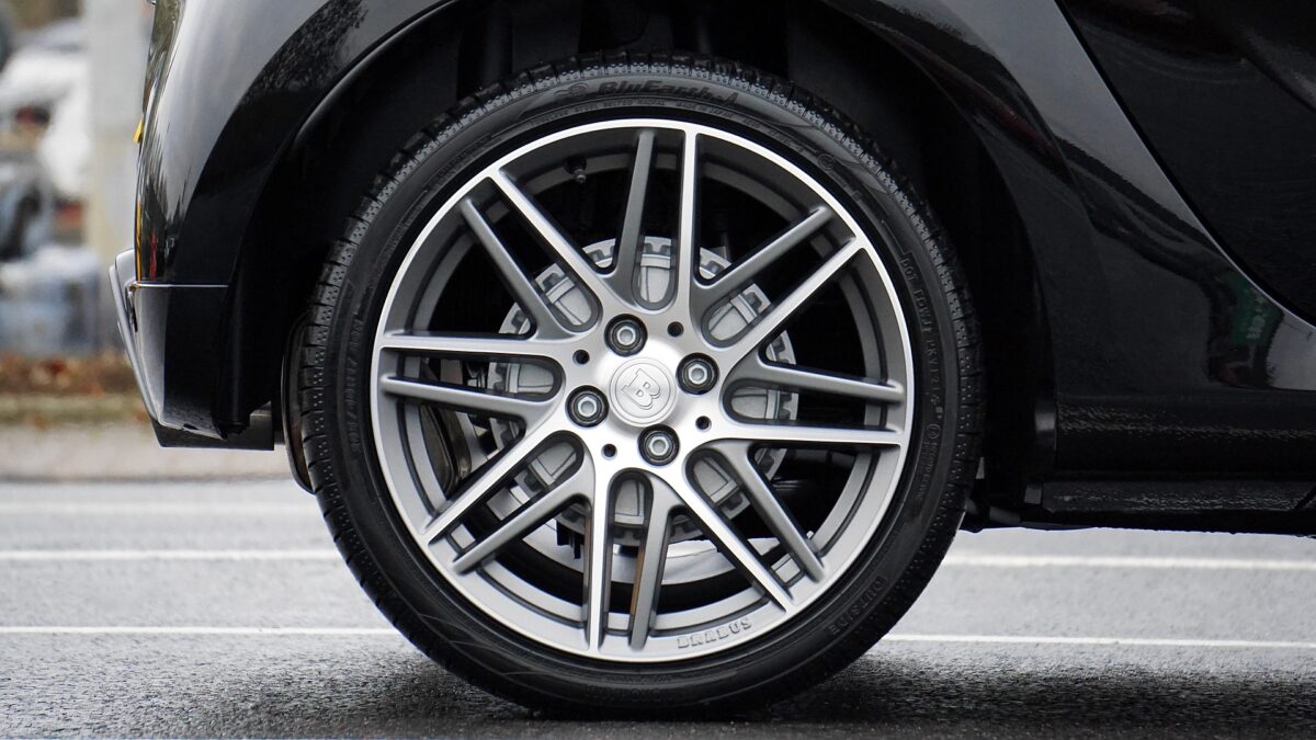 Alloy Wheel Repair or Replacement? Which One Is Better?