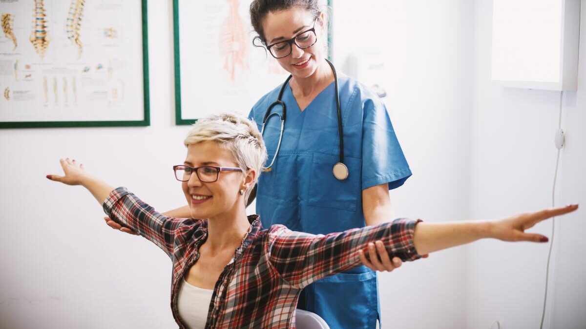 12 Reasons to Train to be a Nurse Practitioner