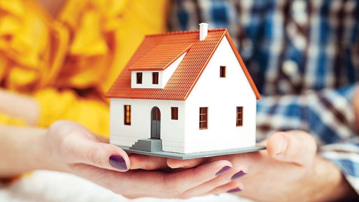 What is the EMI for 20 lakhs home loan?