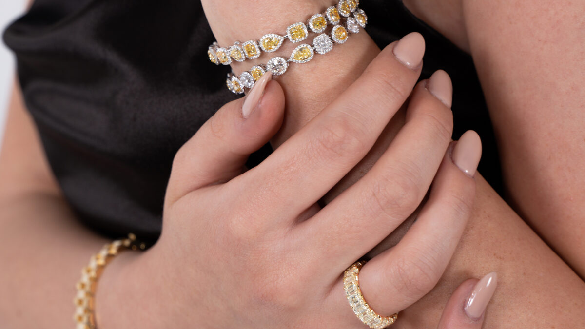 Why Tennis Bracelet Makes the Perfect Party Jewelry?