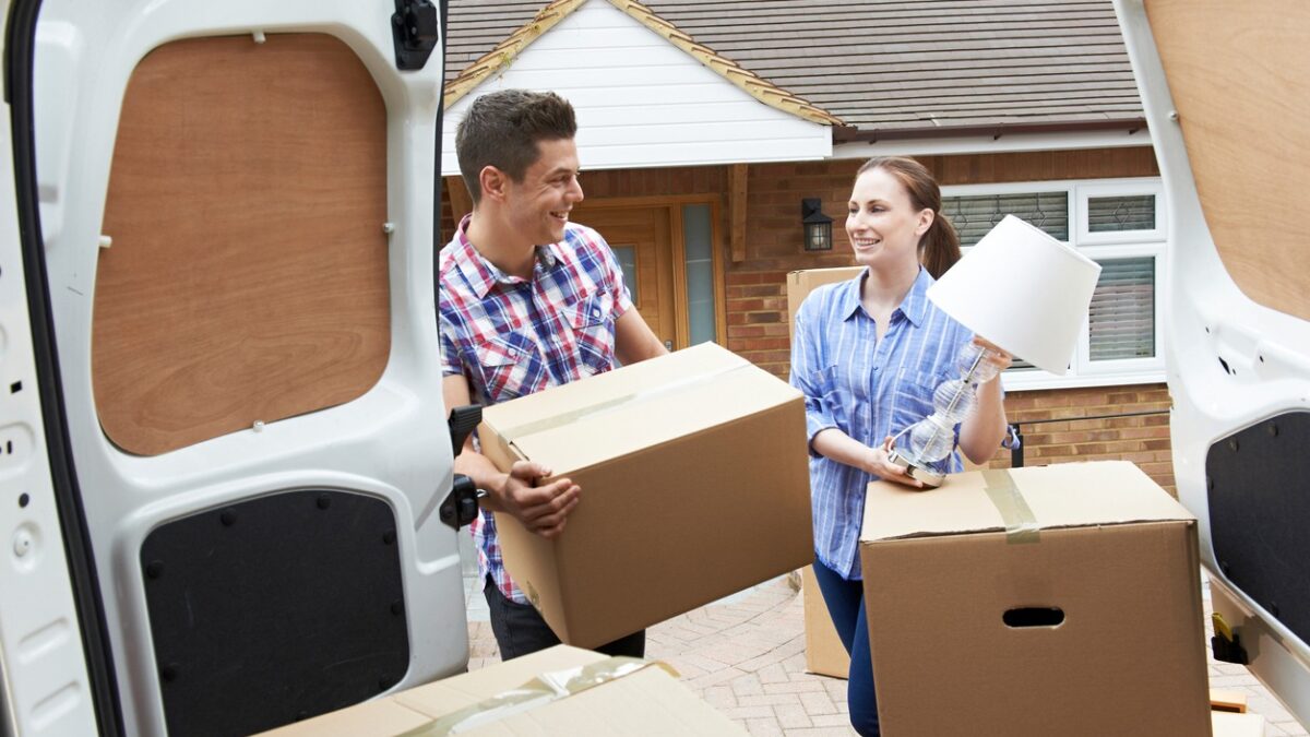 Before Hiring Long-Distance Removals, Ask These Five Questions