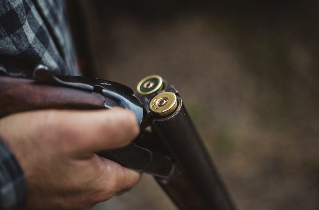 What should a hunter take into consideration when patterning a shotgun?