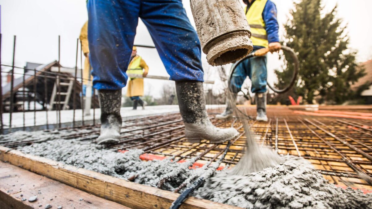 Concrete vs. Asphalt: 7 Attributes that Commercial Properties Need to Look At