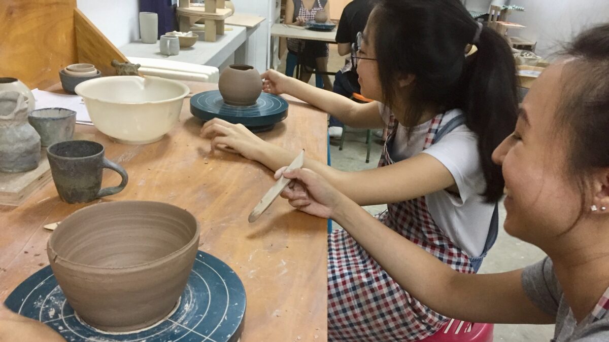 7 reasons why you should take pottery classes