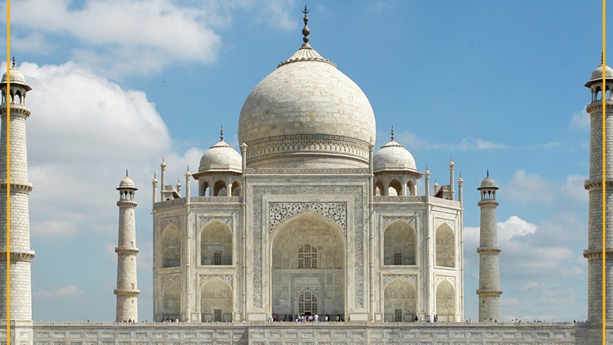 Sightseeing Places To Visit On A Same Day Agra Tour