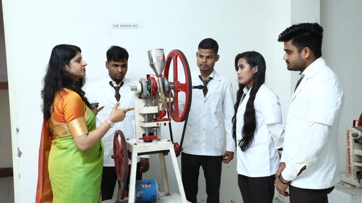Best Pharmacy College in Meerut – Venkateshwara Group