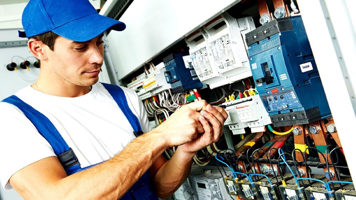 Why Electrician Is The Only Skill You Really Need?