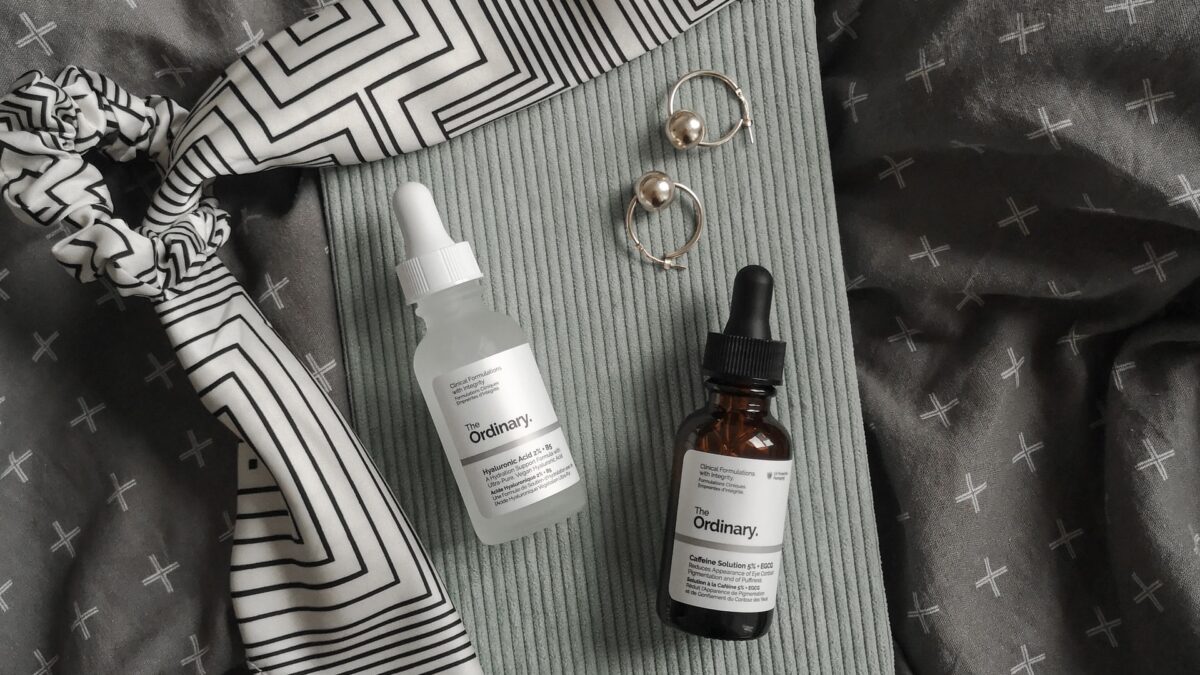 WHAT DO YOU KNOW ABOUT NIACINAMIDE AND ITS USES?