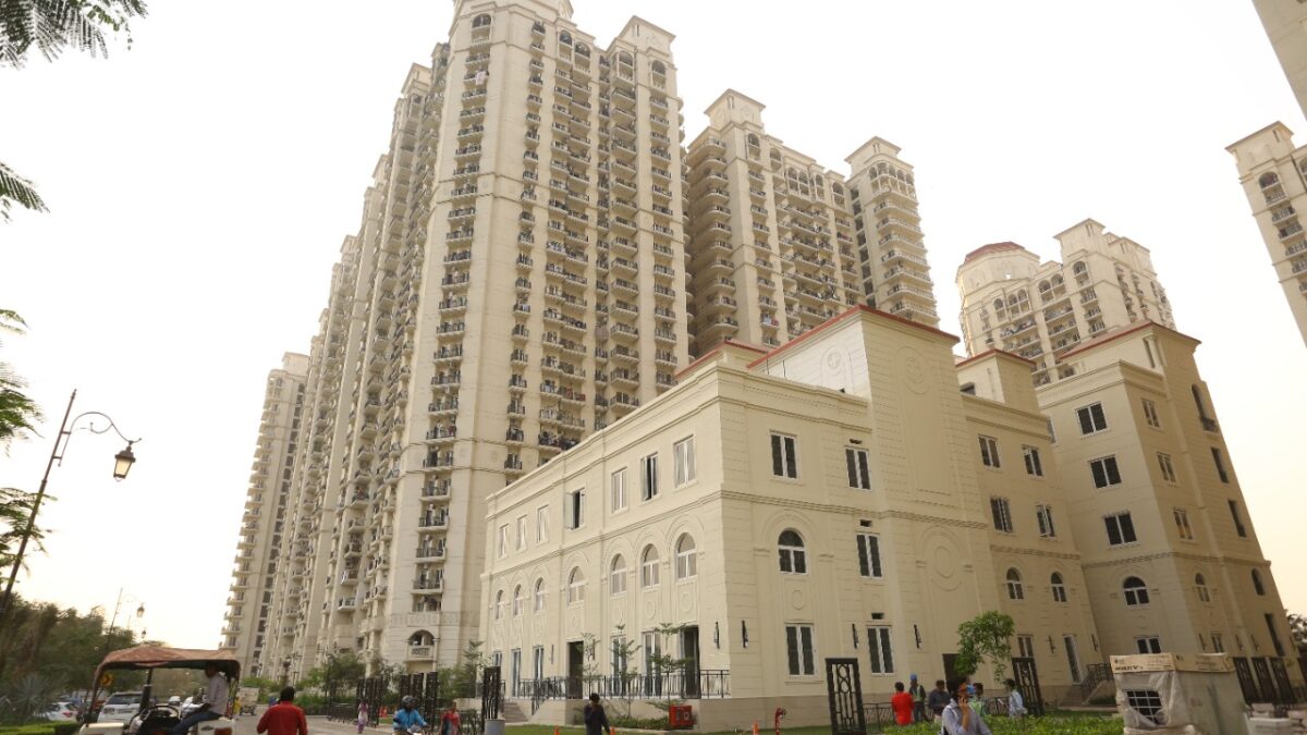 DLF One Midtown Delhi Offers 2/3/4 Ultra-Luxury Homes in Motinagar