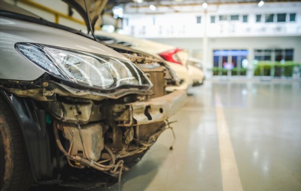 Things You Must Pay Heed To Before You Take Your Car To A Collision Repair Center