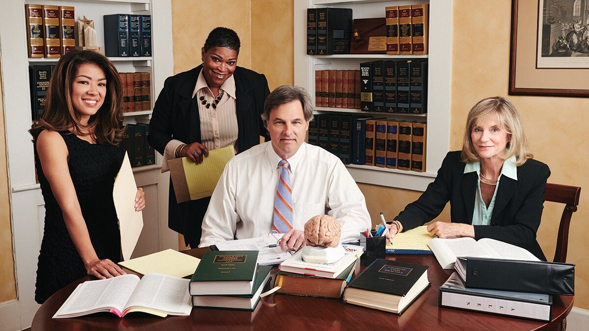 Is It Difficult To Choose The Right Personal Injury Lawyer?
