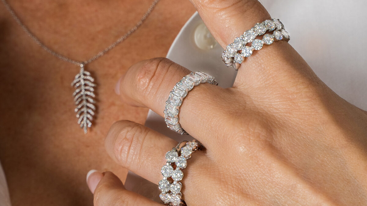 Top 5 Reasons to Buy Emerald Cut Diamond Ring