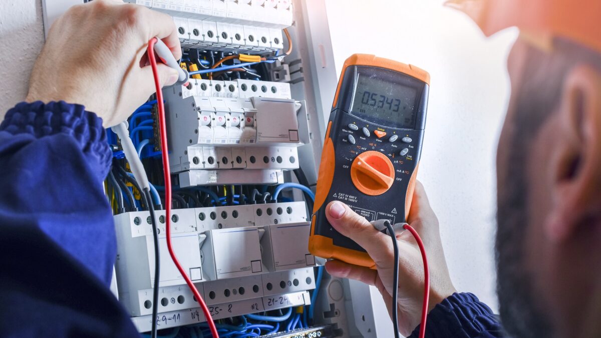 Building Your New Abode? Check Out This List Of Electrical Equipment!