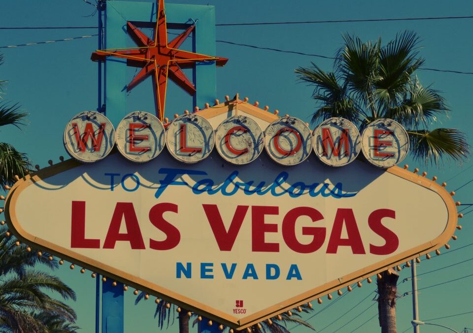 5 Ideal Ways of Arranging Las Vegas Pool Parties