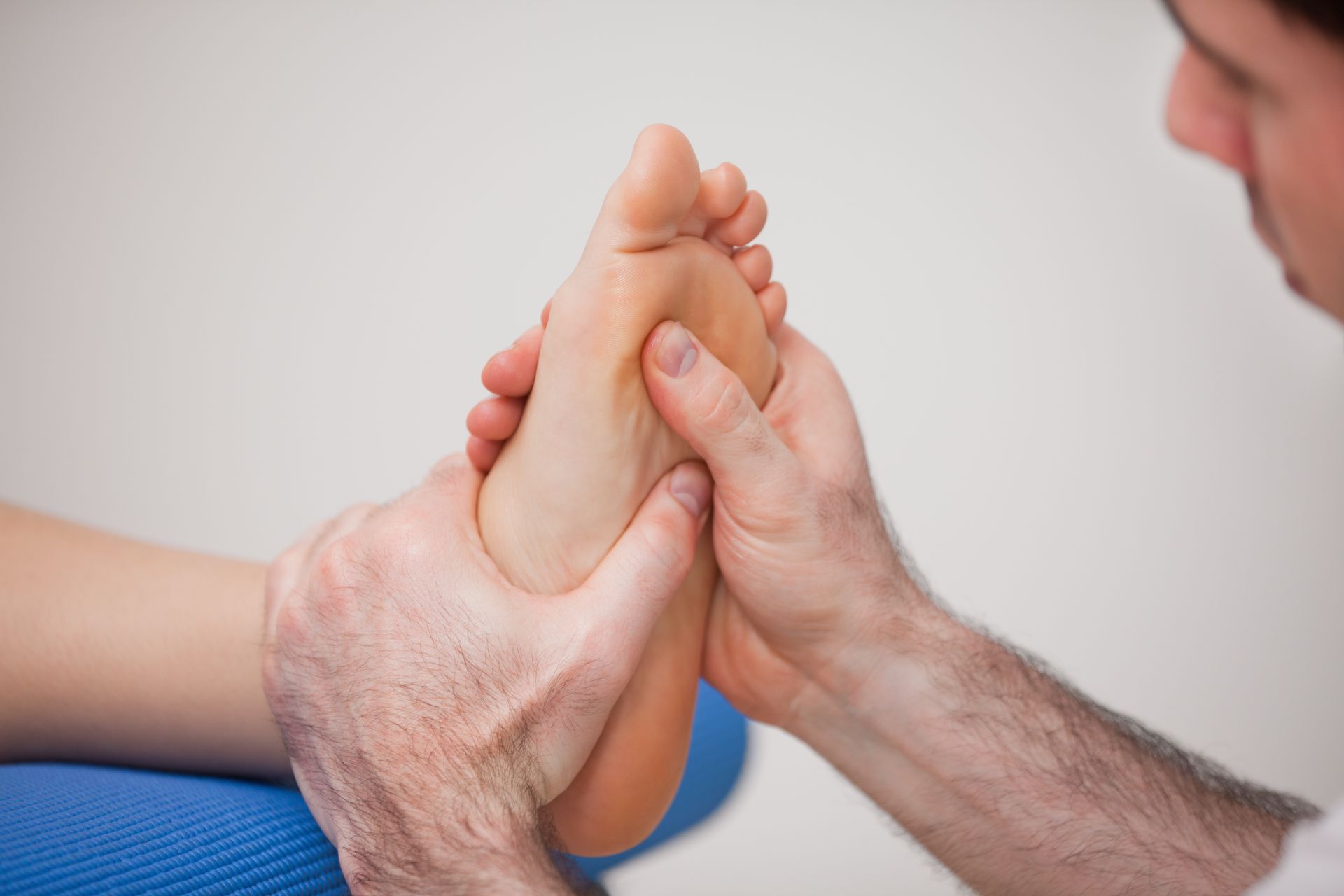 How Does Hypermobility Affect Your Feet