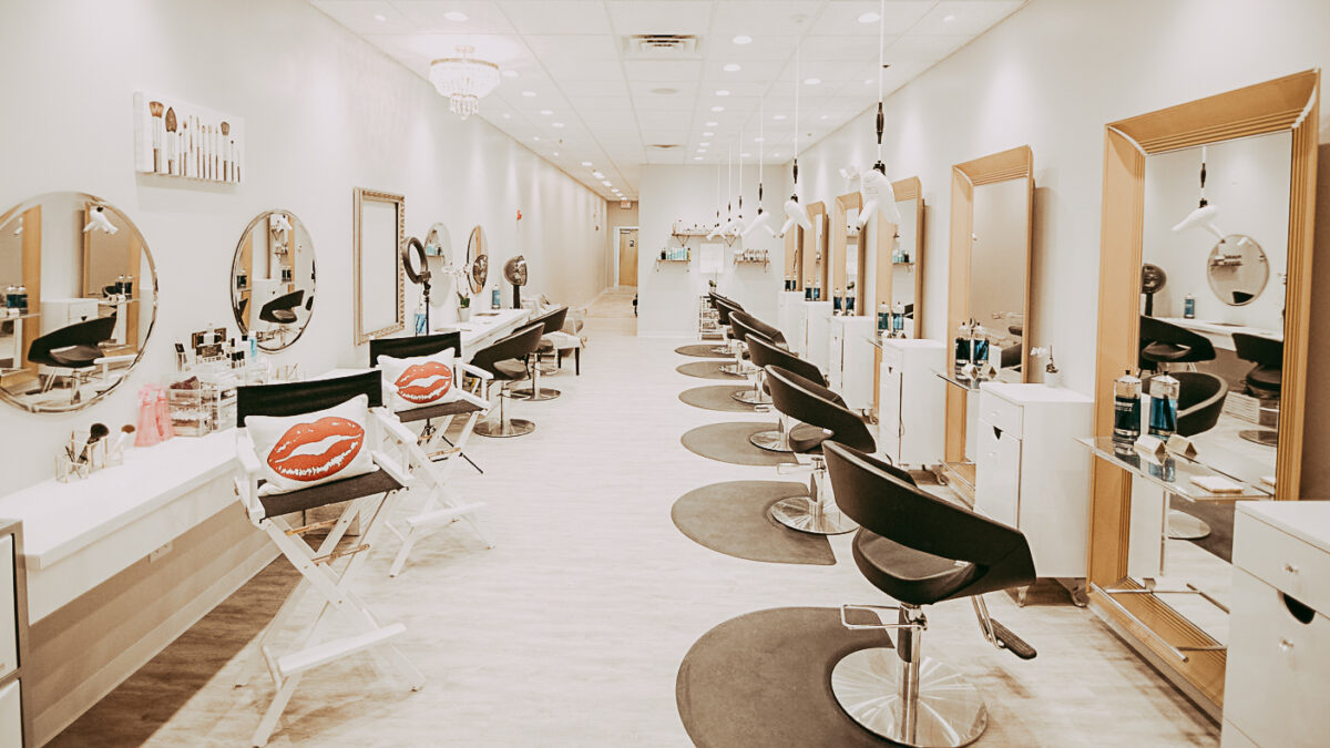 How to Choose the Best Salon for Hairstyling