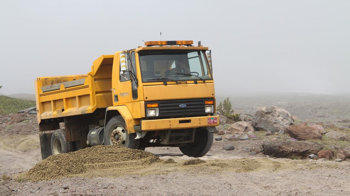 Dump Truck Services: The Safest Waste Management Solution