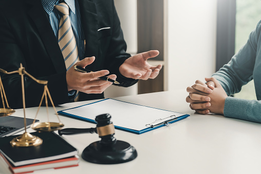 Why It Is A Good Idea to Hire an Attorney After an Accident