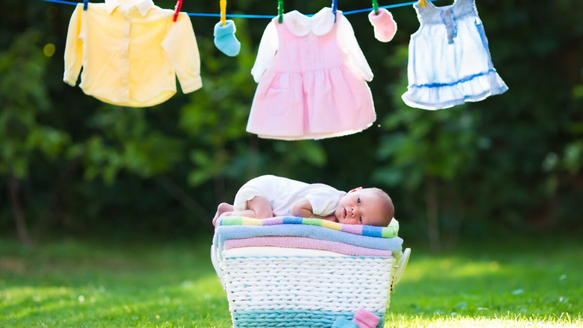 What do You Dress A Newborn Baby in Summer?