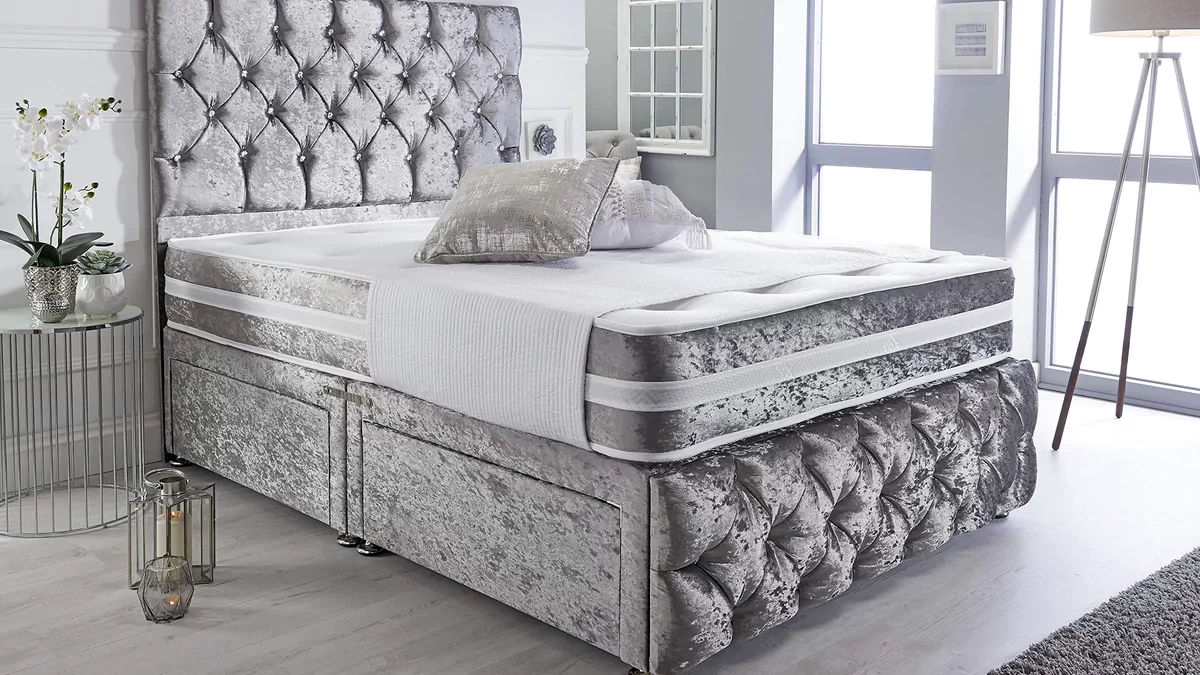 Improve the Look of Your Bedroom by Decorative Furniture