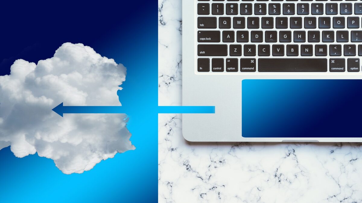 How does cloud computing overcome the traditional issues of computing?