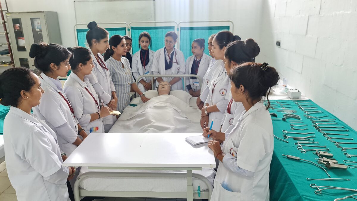 Nursing Courses and Career opportunities in Nursing