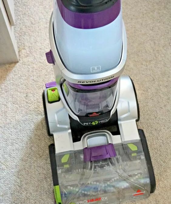 How to wash carpet with vacuum cleaner?