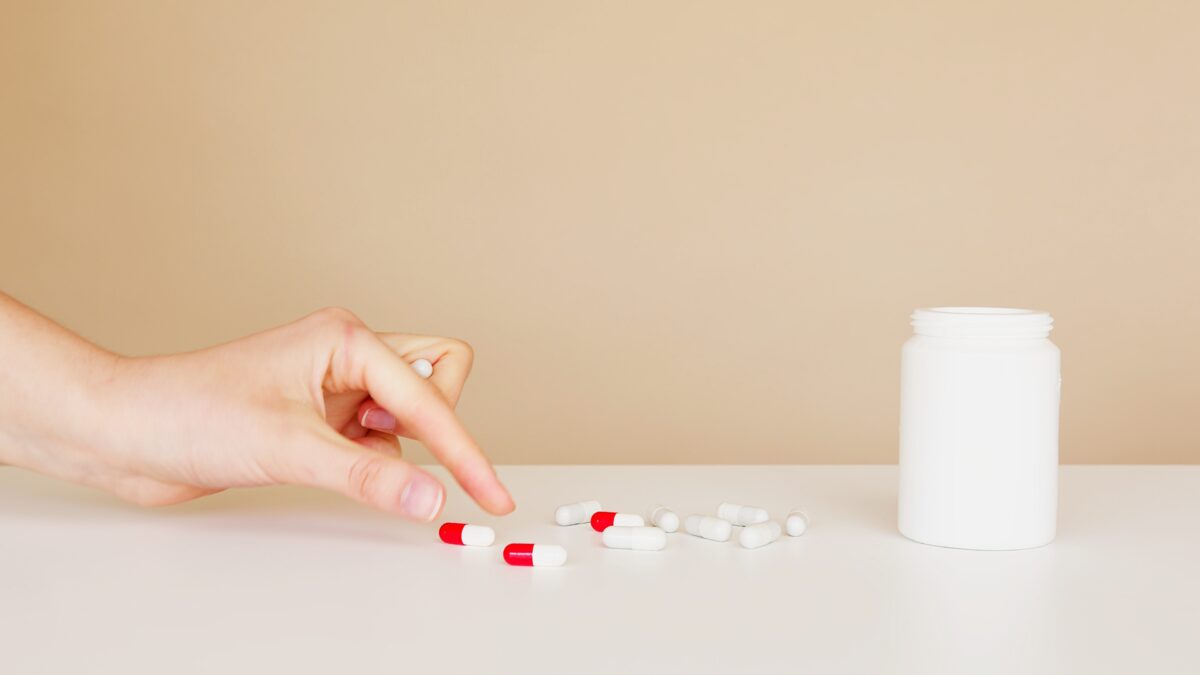 5 Ways to Spend Less Money on Medication at the Pharmacy