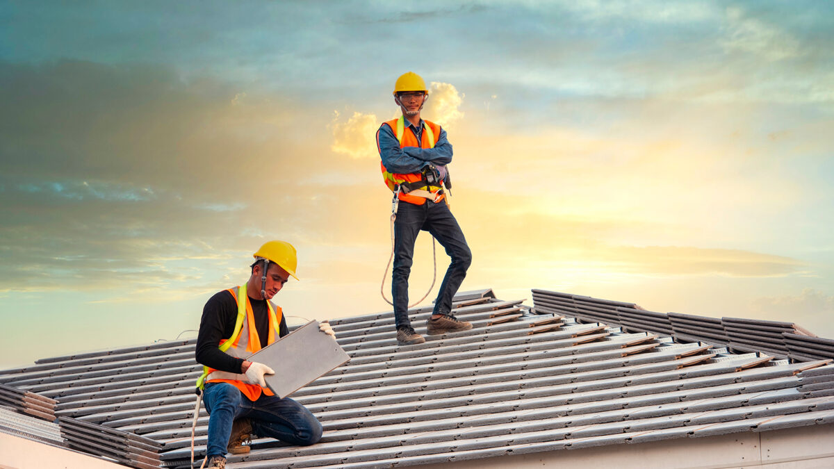 A Guide to Hiring the Right Roofing Contractor for You