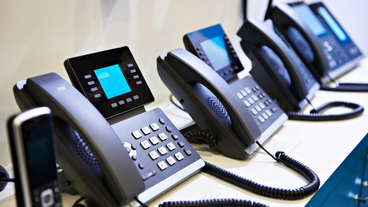 Five things to note when you are hiring the services of VoIP providers