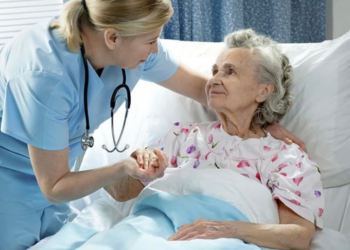 ELDERLY HOME CARE SERVICES IN DUABI