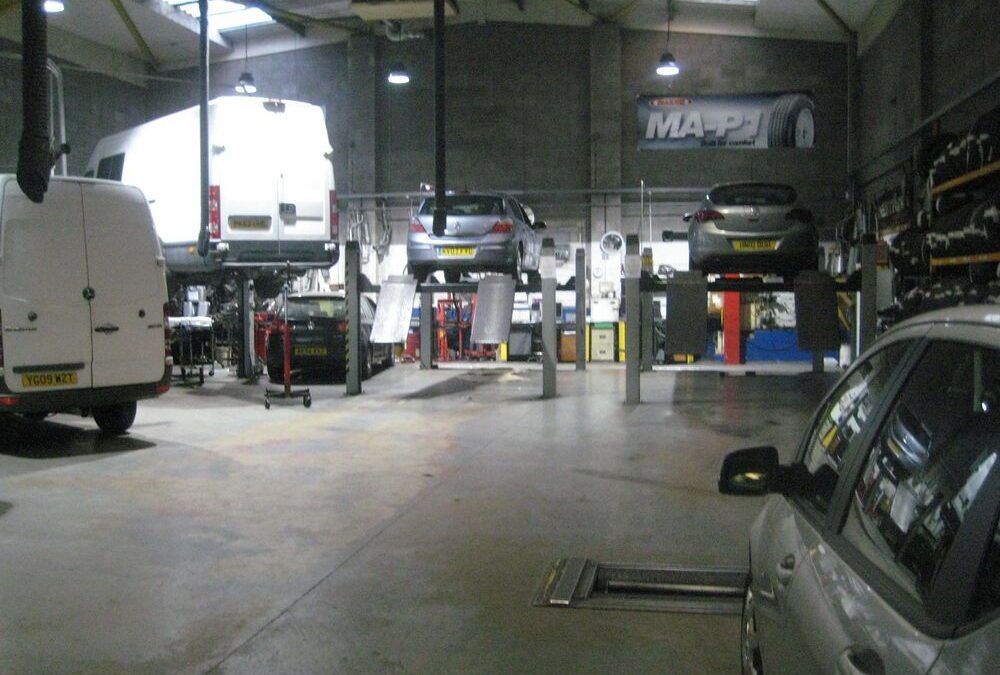 Significant Advantages of Normal Car Garage Near Me