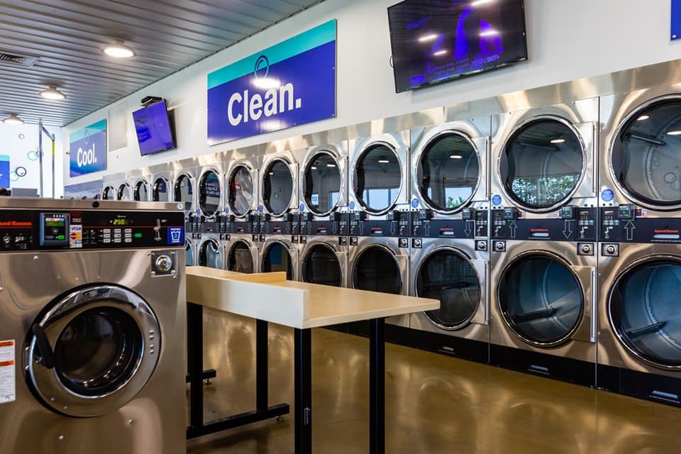 A Day In The Life Of A 24 Hour Laundromat