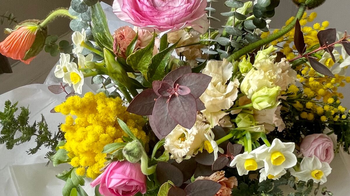 Avail of These Five Benefits By Hiring A Florist For Your Wedding