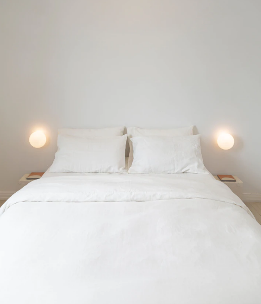 How to Make Your Bedroom Beautiful and Healthy With the Help of Hemp Bed Sheets.