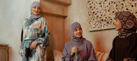 Muslim Prayer Clothes | Muslimah Clothing Essentials