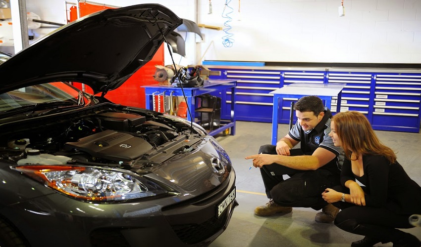 Why Hire Smash Repairs Over Buying a New Car?