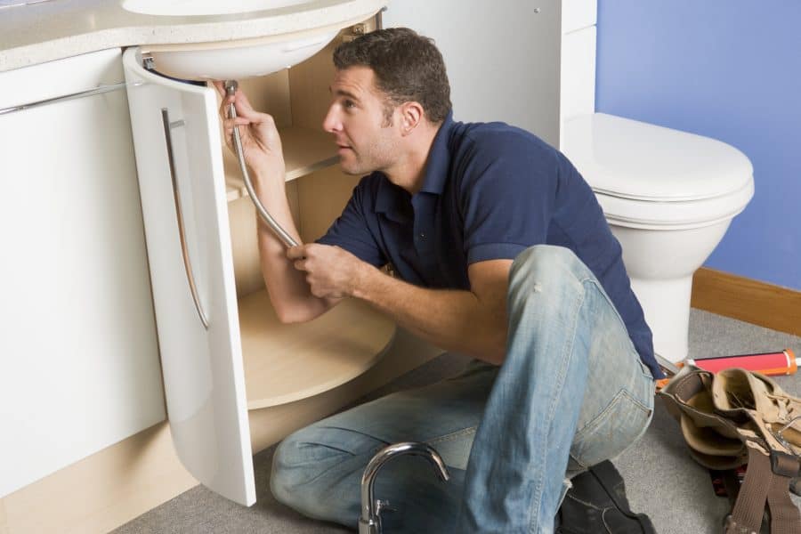 Professional Handyman Services: Know the Top Benefits of Hiring Them