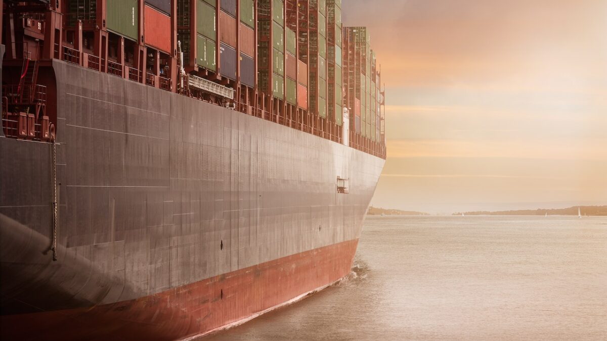 5 Pro Tips to Consider If Your Business Ships Products Overseas