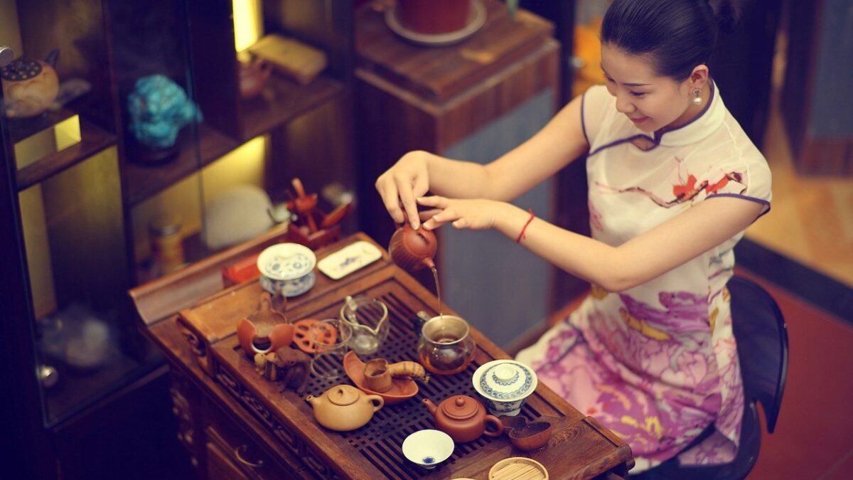 Tea Ceremony And Culture In Taiwan: A Teapot Set Steeped In History