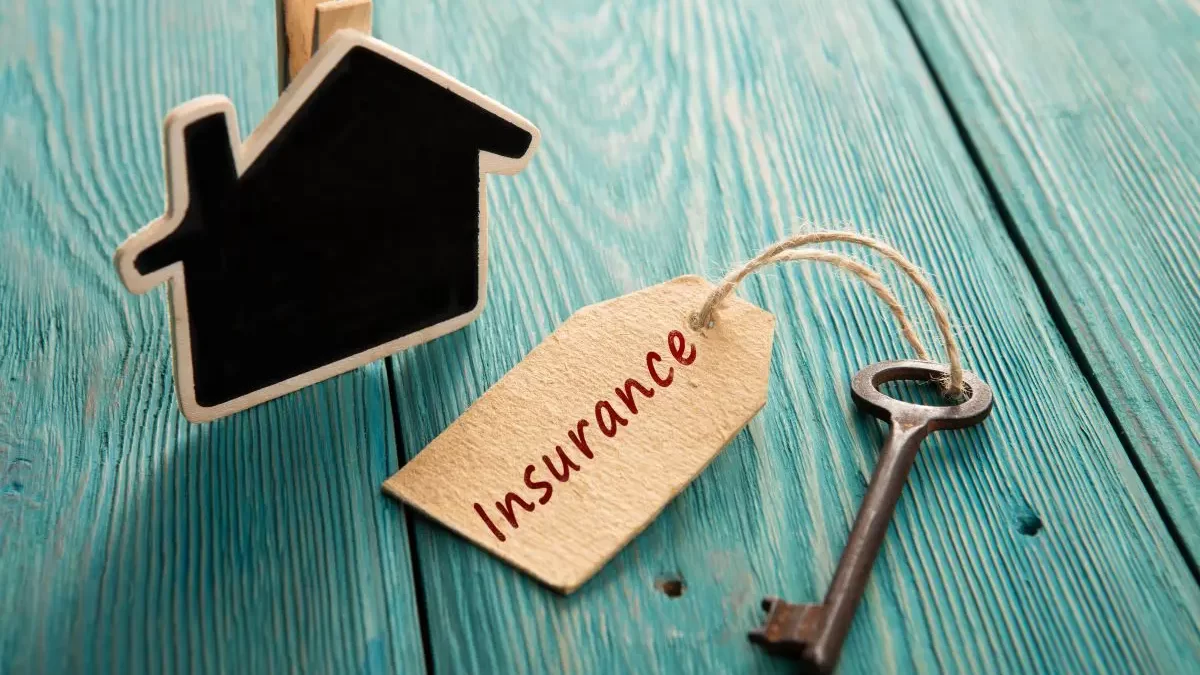 Additional Savings: The Cost of Home Insurance & Saving Tips