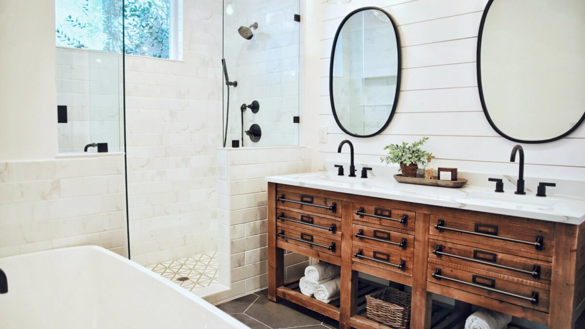 How to Choose A Right Bathroom Designer in