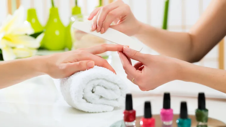 Nail Salons: What To Expect And How To Pick The Right One