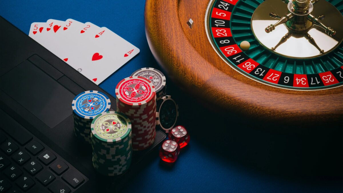 How and Where to Bet on Live Casino Games Online?